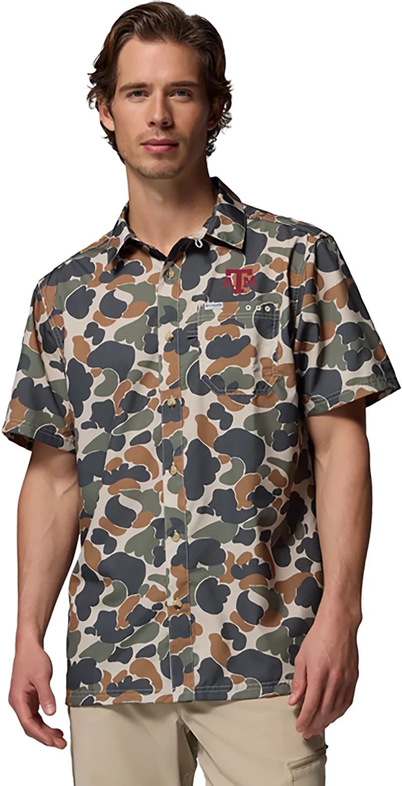 Columbia Sportswear Men's Texas A&M University Collegiate PFG Super Slack Tide Camo Shirt