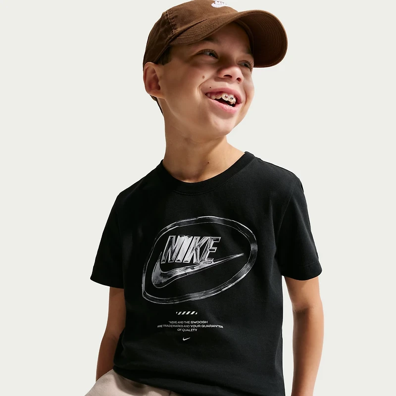 Nike Boys' Sportswear Futura Chrome T-shirt