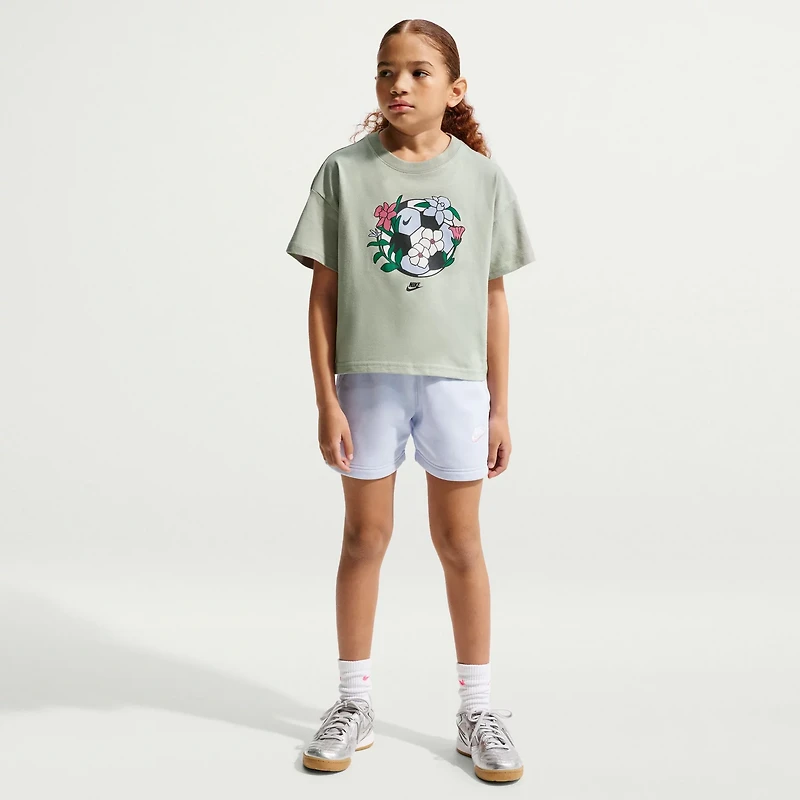 Nike Girls' Sportswear Essentials Soccer Boxy T-shirt