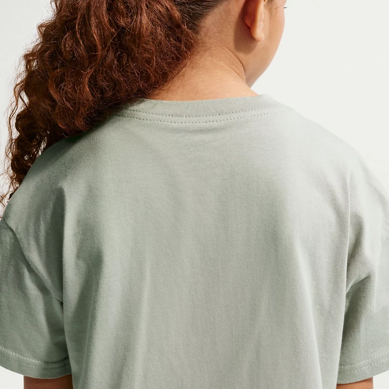 Nike Girls' Sportswear Essentials Soccer Boxy T-shirt