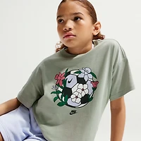 Nike Girls' Sportswear Essentials Soccer Boxy T-shirt