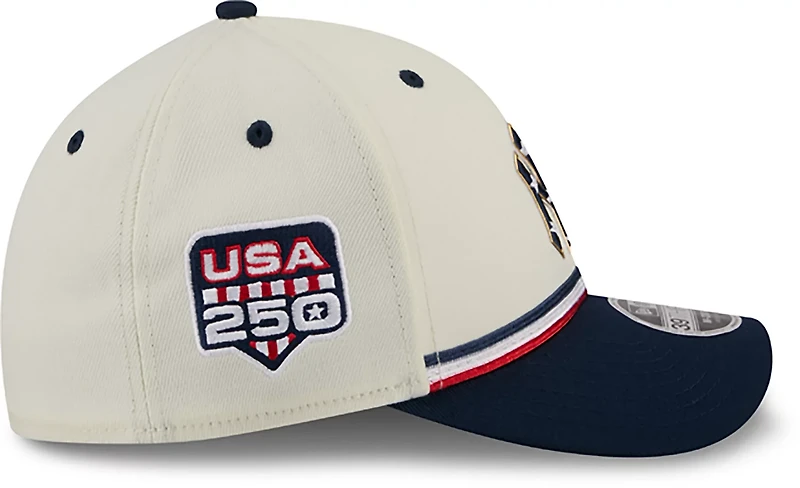 New Era Men's New York Yankees USA 250 4th of July 39THIRTY M-Crown Flex Hat