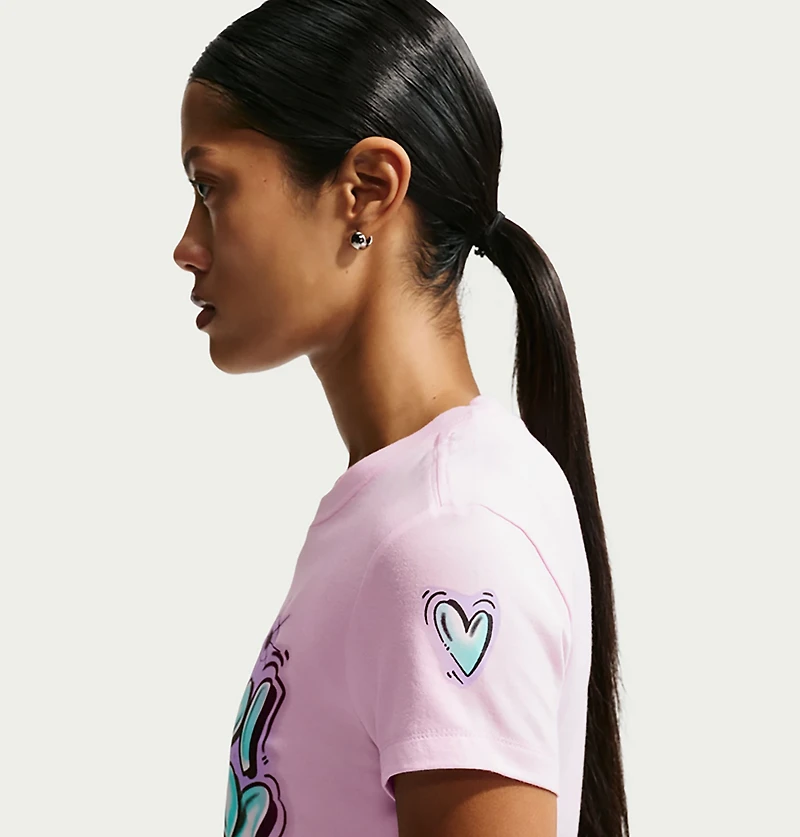 Nike Women's Sportswear Chill Knit Slim Cropped Graphic T-shirt