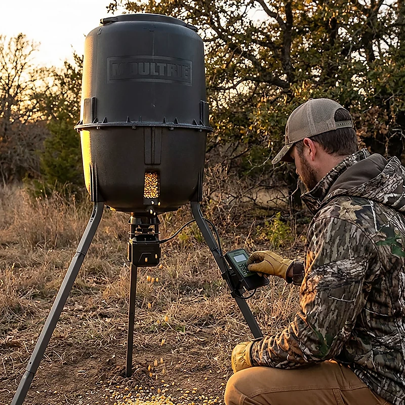 Moultrie 250 lb Deer Feeder Pro III Directional