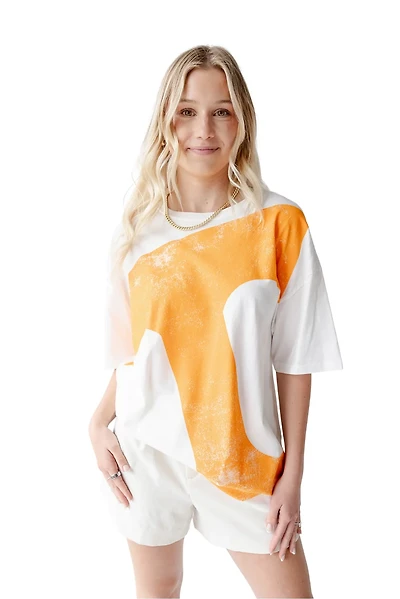 Gameday Social Women's University of Tennessee Lawson Logo Oversized T‑Shirt