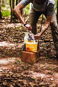 Anilogic CRUSH Persimmon Granular Attractant