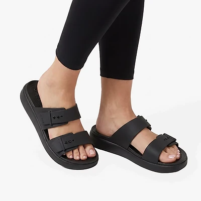 Crocs Women’s Brooklyn Buckle Low Sandals