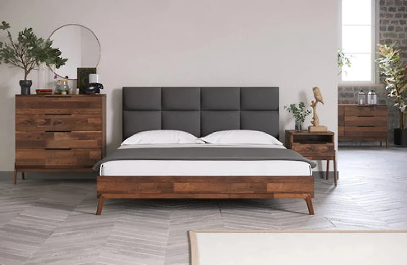 Helsa Nightstand