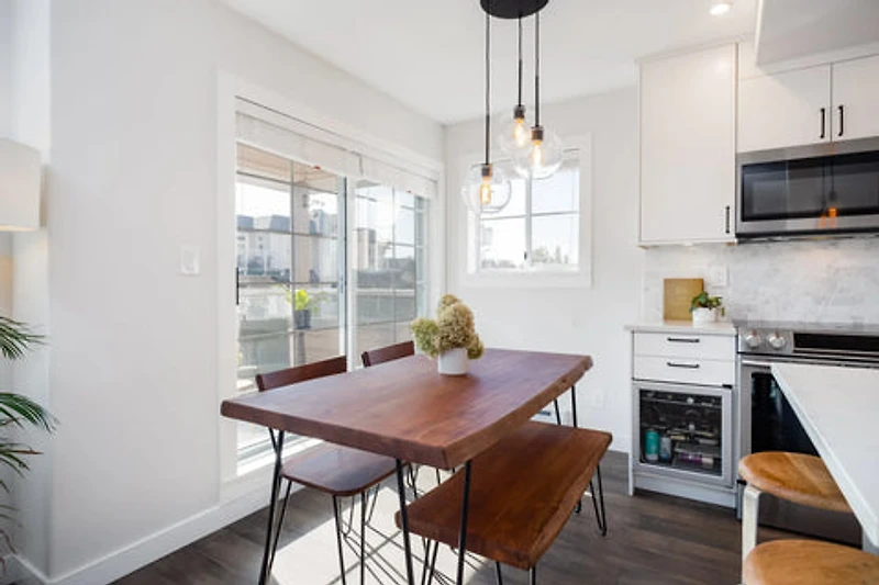 Torvis Bench - Matte Brown