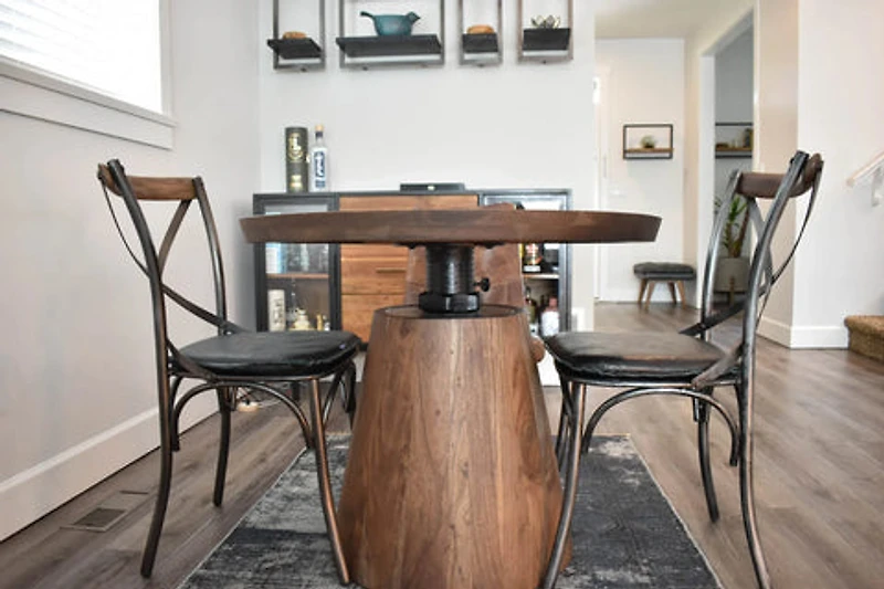 Aurelle Bistro Crank Table