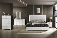 Vanah Glossy White King Bed