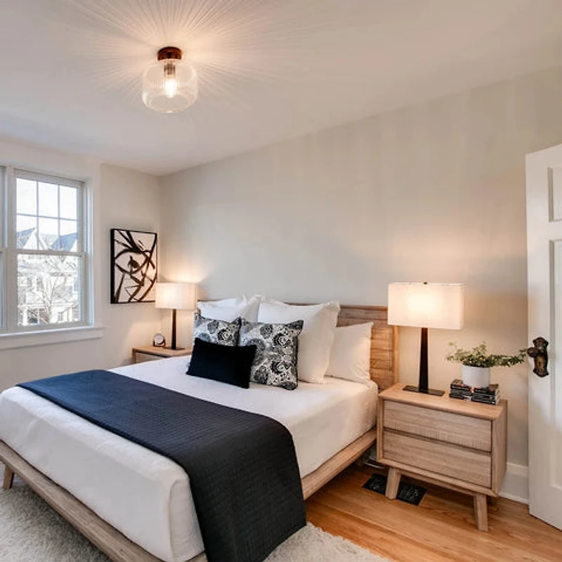Elvyn Bed