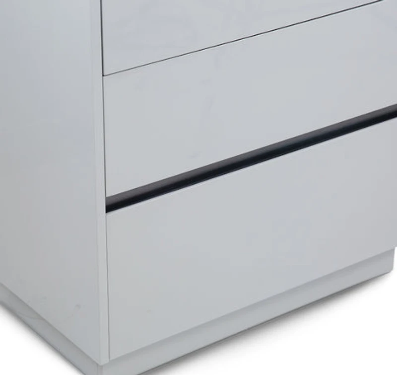 Gilly Grey Glossy Finish Bedroom Chest - Greater Vancouver Furniture