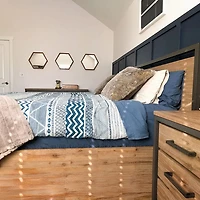Alvado Bed