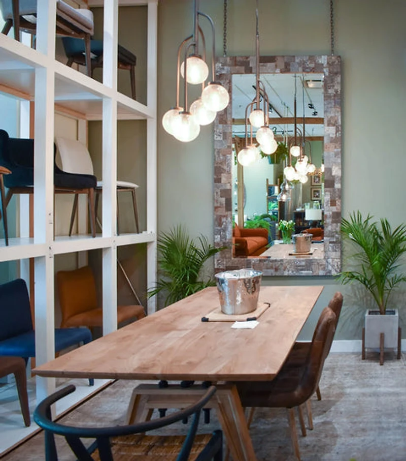 Nyelle Dining Table 84"