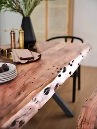 Fiora Dining Table
