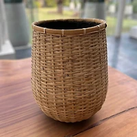 Tarnen Indoor Basket Pot