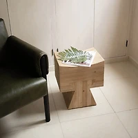 Baylen Stool
