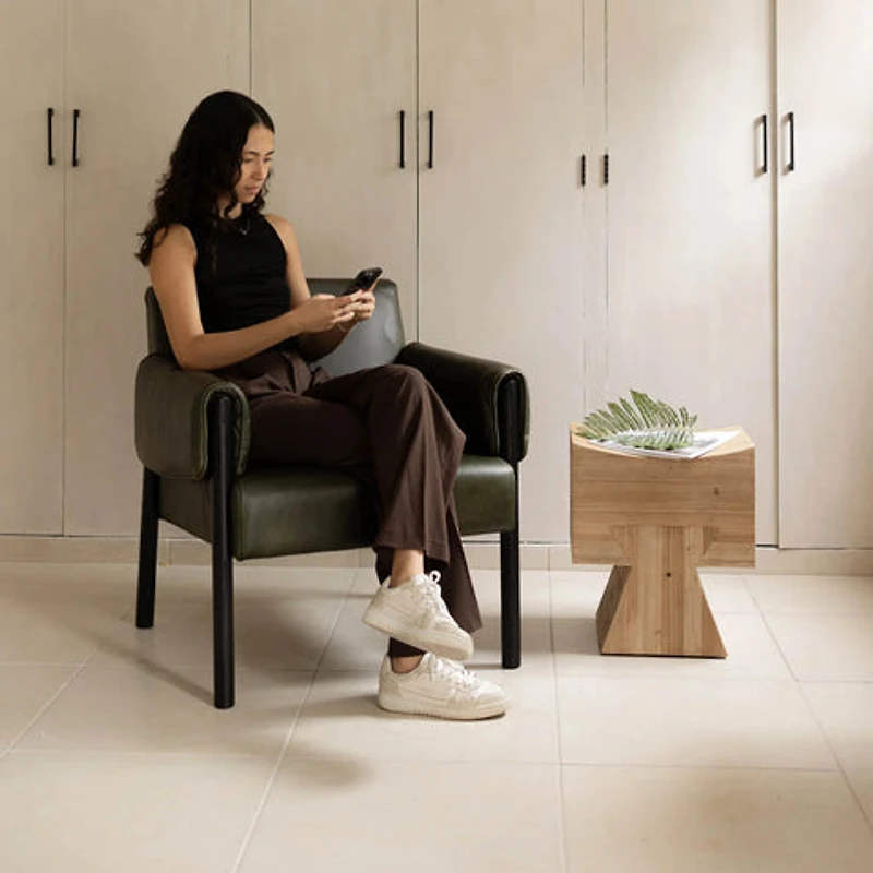 Baylen Stool