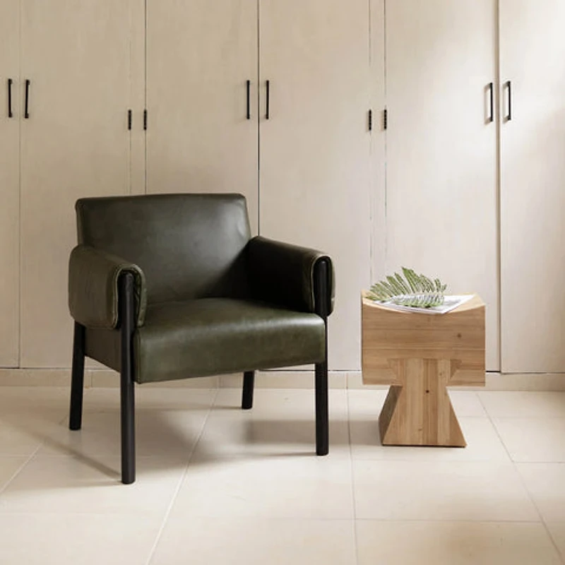 Baylen Stool