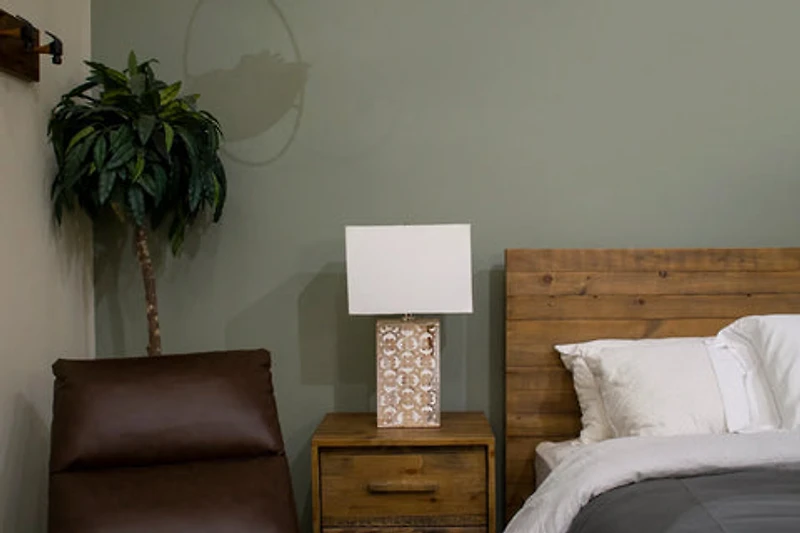 Liora Blossom Lamp