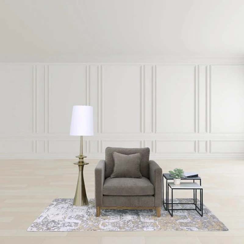 Avior Floor Lamp