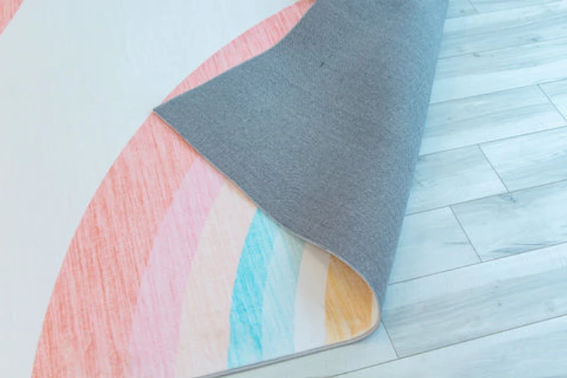 Daisy Rainbow Arc Area Rug – 5x8