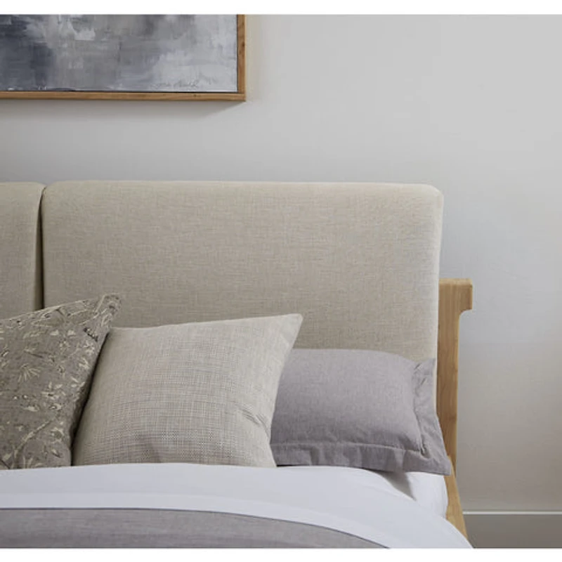Furano Upholstered Two Cushion Platform Bed Ginger and Natural Line
