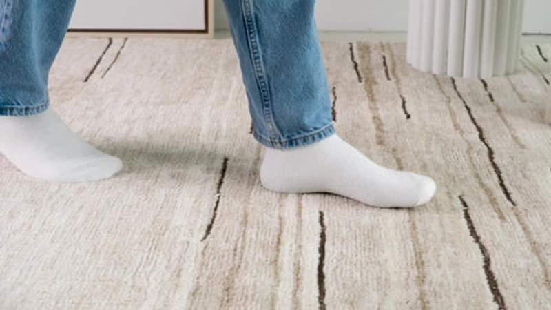 Leela Beige Contemporary Abstract Area Rug