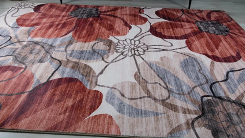 Lily Cream Elegant Vintage-Inspired Rug