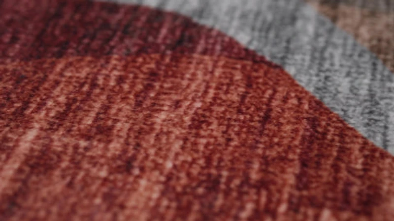 Lily Cream Elegant Vintage-Inspired Rug