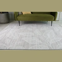 Royal Cream: Ornate Scroll Elegance Rug