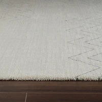 Milano Beige Chevron Pattern Area Rug – 7' x 10'