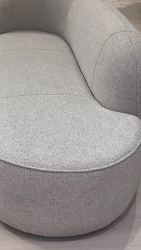Tulio Chaise