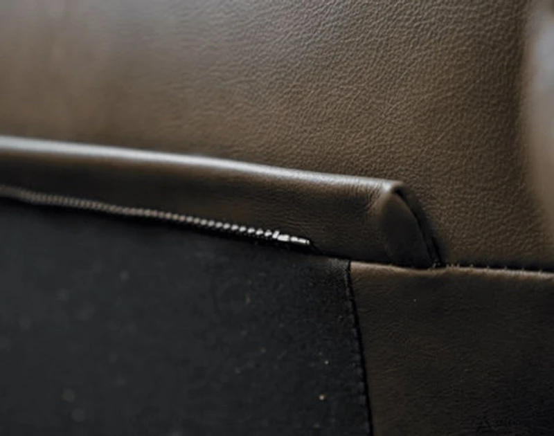 Vista Leather Loveseat - Proudly Made in Canada
