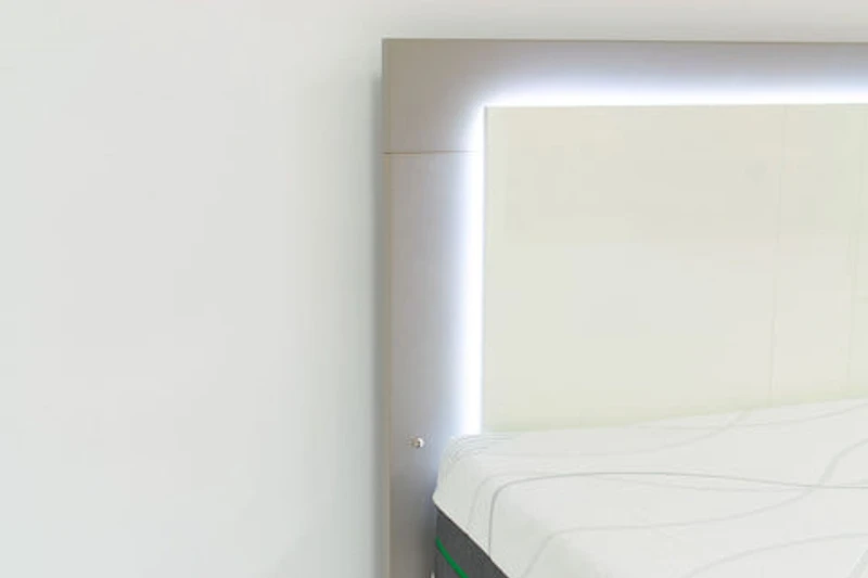 Patricia King Bed