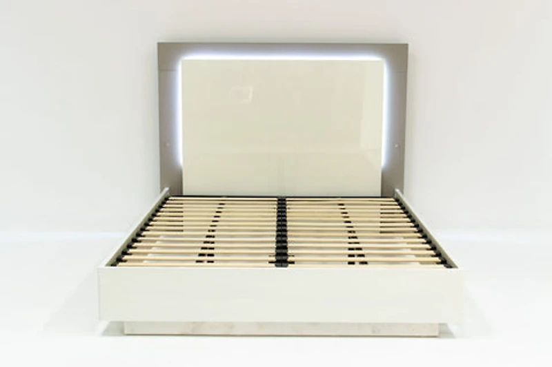 Patricia King Bed