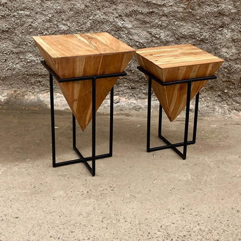 MOHAN INVERTED PYRAMID NATURAL SIDE TABLE