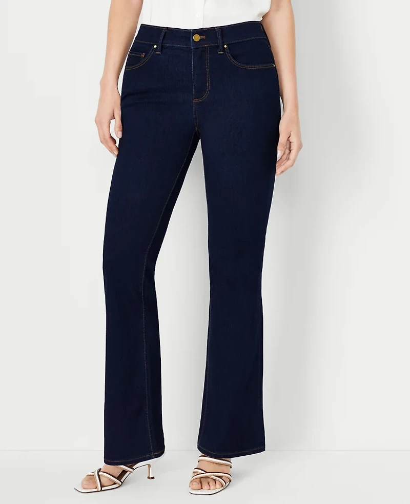 Ann Taylor Petite Mid Rise Boot Cut Jeans in Rinse Wash - Curvy Fit Size 00 Women's