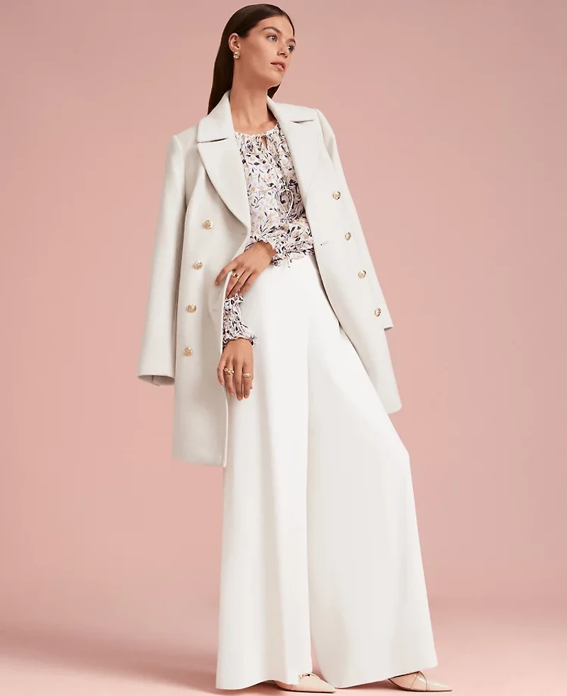 Ann Taylor The Petite Dramatic Wide-Leg Crepe Pant Size 4 Winter White Women's