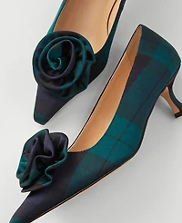 Ann Taylor Nip-Toe Kitten-Heel Satin Rosette Pump Size 6 1/2 Night Sky Women's