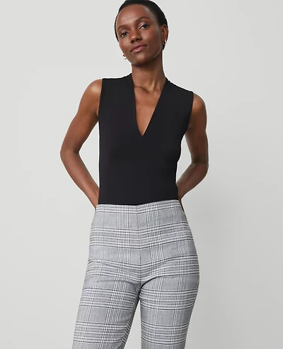 Ann Taylor Petite Sleeveless V-Neck Top Women's