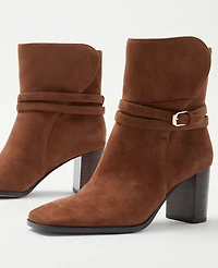 Ann Taylor Wraparound Buckle High Block Heel Suede Boots Size 5 1/2 Dark Maple Women's