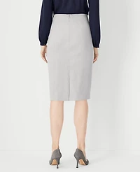 Ann Taylor The High Waist Seamed Pencil Skirt in Bi-Stretch - Curvy Fit Size 2 Pebble Grey Melange Women's