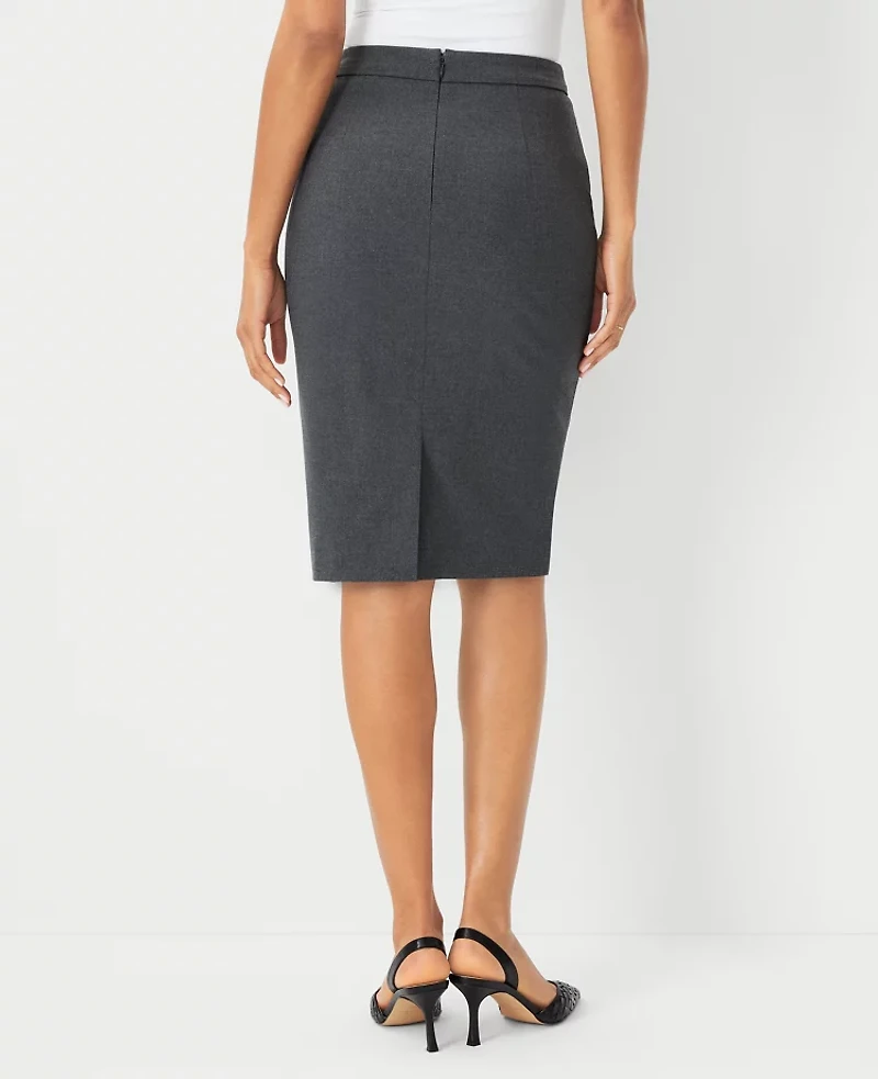Ann Taylor The Seamed Pencil Skirt Seasonless Stretch - Curvy Fit Women's