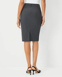 Ann Taylor The Seamed Pencil Skirt Seasonless Stretch - Curvy Fit Women's