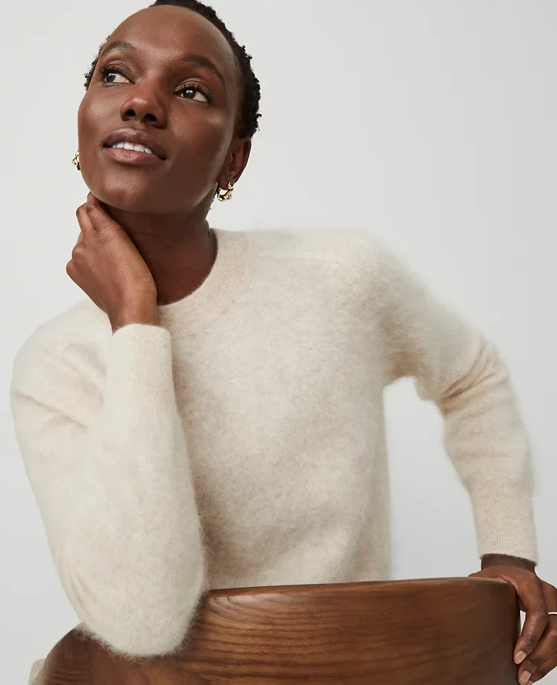 Ann Taylor Brushed-Cashmere Sweater Size Large Pale Oat Heather Women's