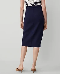 Ann Taylor The Petite Long Pencil Skirt in Textured Drape Size 0 Navy Women's