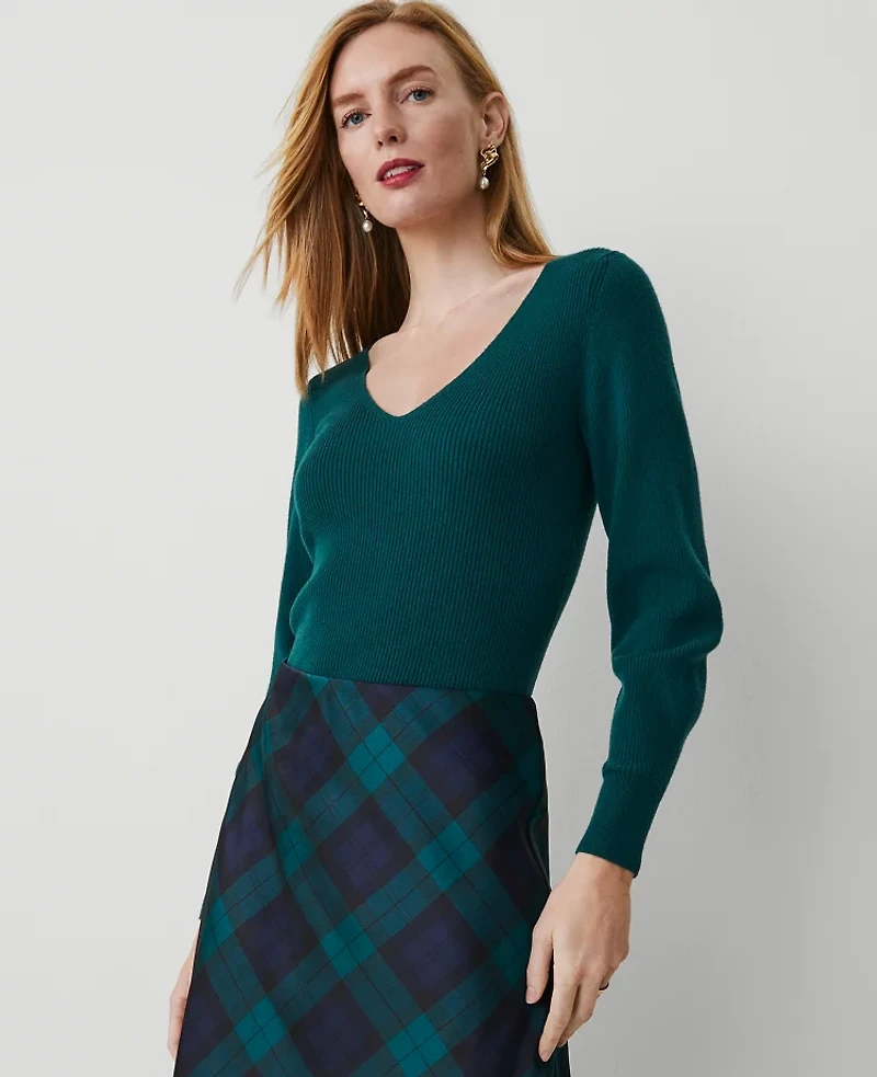 Ann Taylor Puff-Sleeve V-Neck Sweater Size XS Rainforest Women's