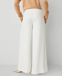 Ann Taylor The Dramatic Wide-Leg Crepe Pant Size 12 Winter White Women's